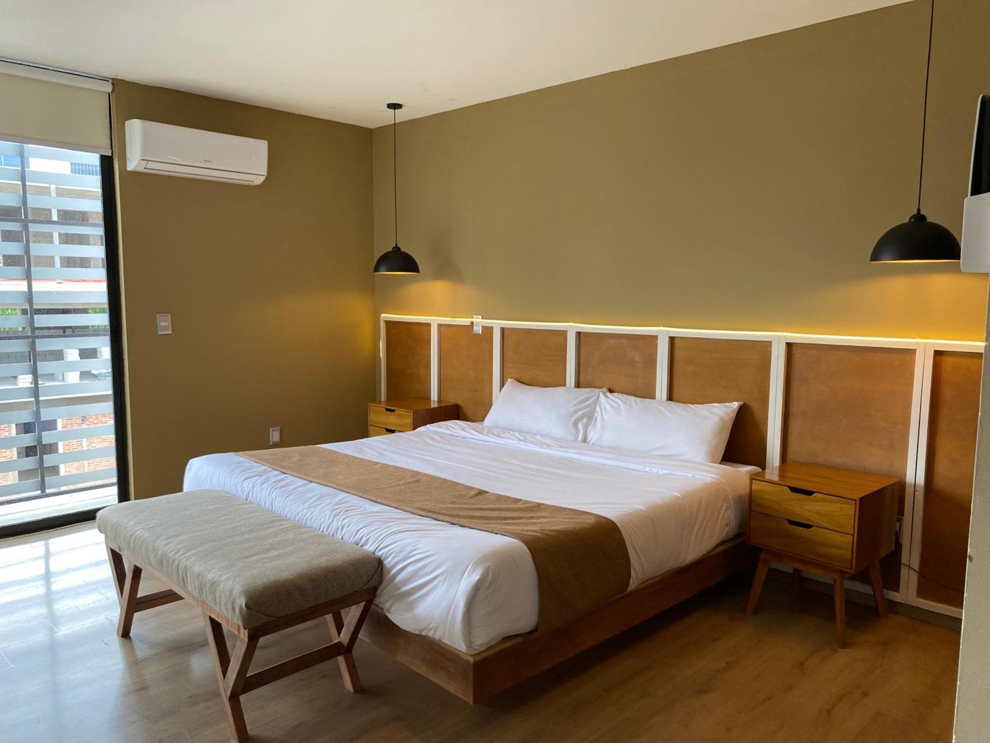 Dreamhaus Guadalajara Country Club Aparthotel Exterior photo